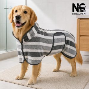 factory direct wholesale super absorbent coral fleece pet drying robe adjustable dog bath robe quick dry pet grooming coat